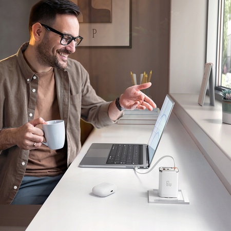 MCDODO SZYBKA ŁADOWARKA SIECIOWA ZASILACZ 2X USB-C USB-A PD GAN 67W BIAŁA