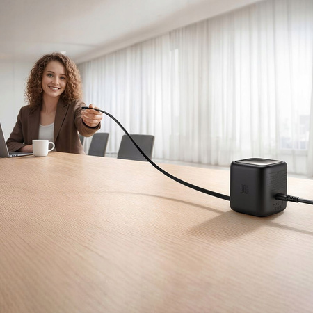 MCDODO SZYBKA ŁADOWARKA Z WBUDOWANYM KABLEM ZASILACZ 4X USB-C USB-A 100W