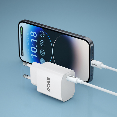 BWOO ładowarka sieciowa 20W PD CDA159 USB-C + kabel USB-C - Lightning biała