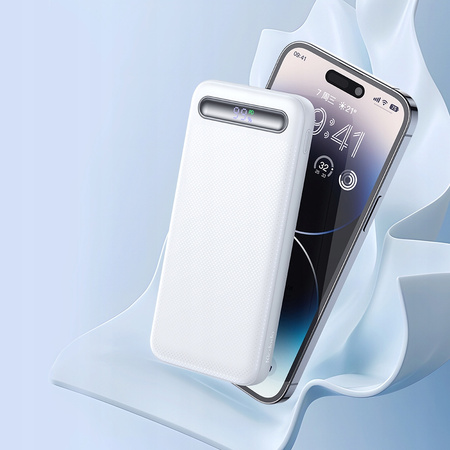 MCDODO POWERBANK 10000 mAh MIT DISPLAY 3X USB USB-C 22,5 W + USB-C-KABEL